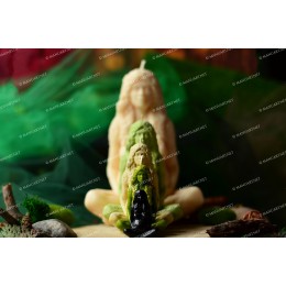 Silicone mold - Large 20 cm Millennial Gaia Mother Earth Goddess 3D - for making soaps, candles and figurines